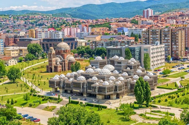 Pandemia mbyll bizneset, rritet numri i familjeve të varfëra në Kosovë